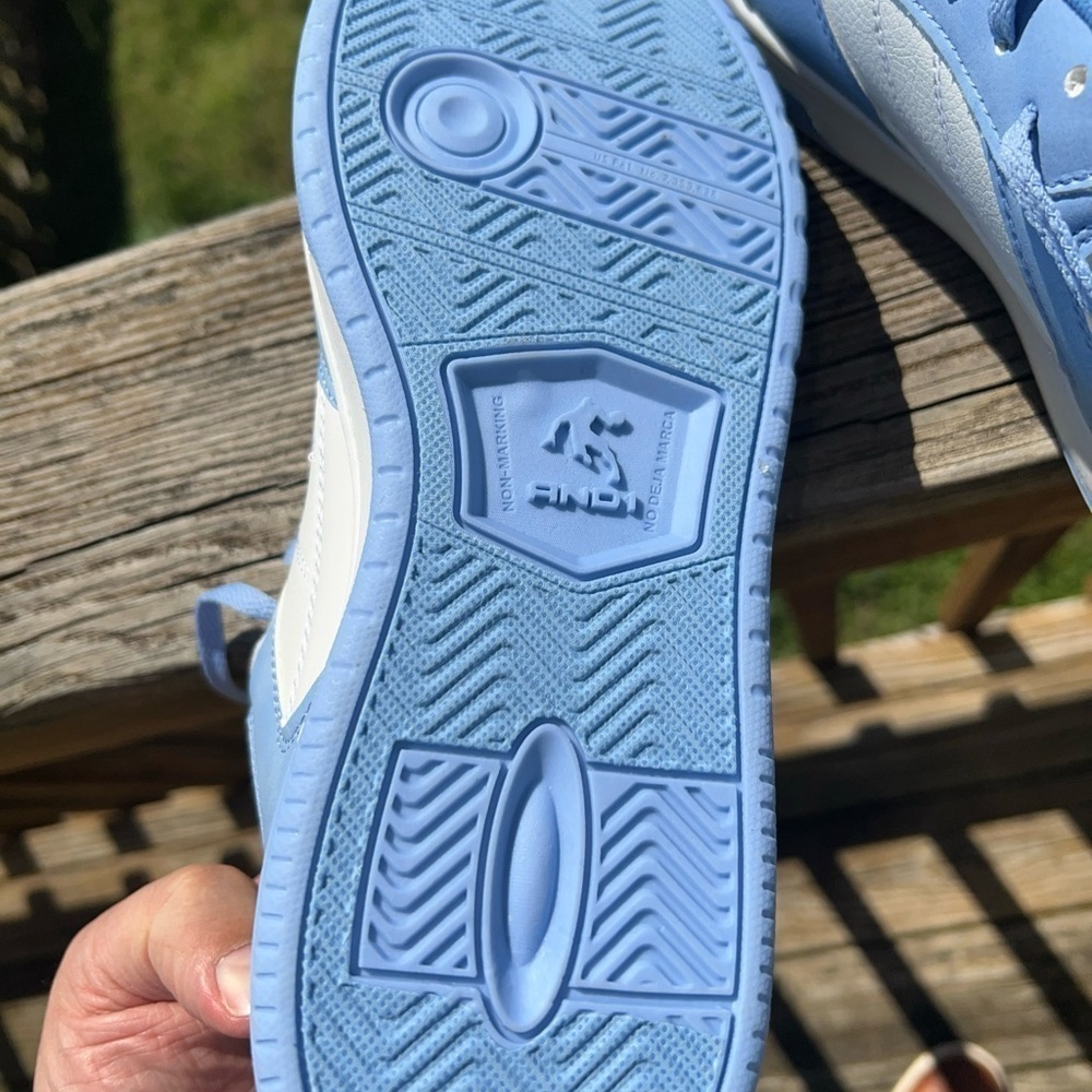 Women’s Blue and White AND1 Low Top Basketball Sneakers Size 10🔥🔥 - Picture 12 of 12